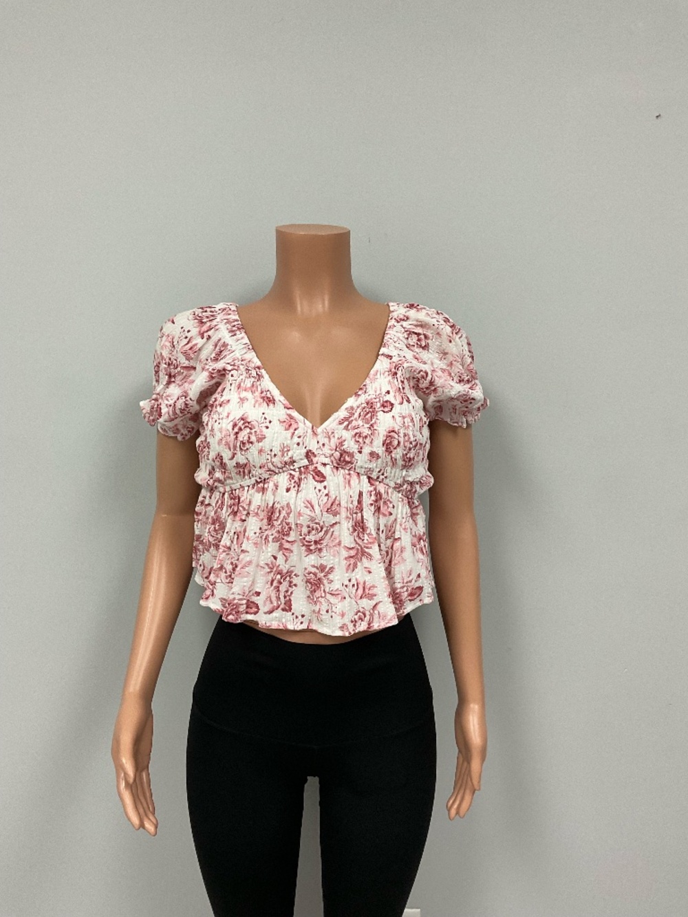 MinkPink top NWT